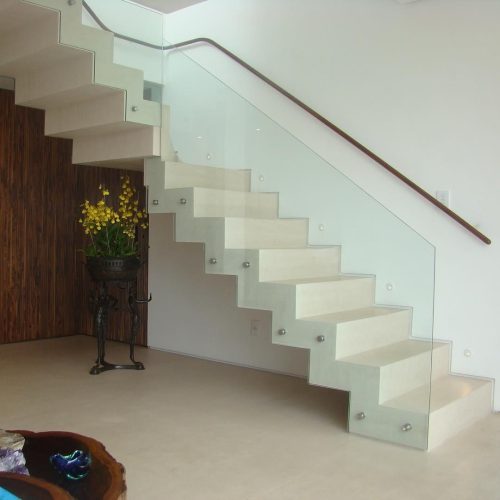 03deaaf86c3c0ba39307933c0662ad15