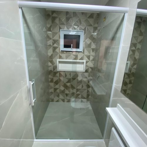 Altura fora de padrão com puxador H