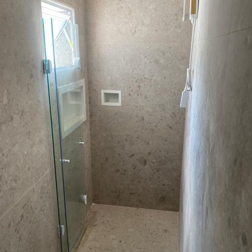 Abertura de até 95% do vão