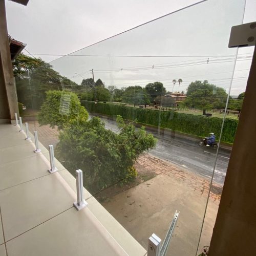 Com pinça de Inox (Torre 300mm) Branco