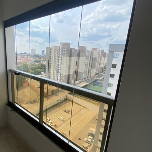 Envidraçamento de sacada